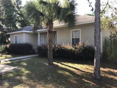 Main picture of 242 Foxmeyer Dr