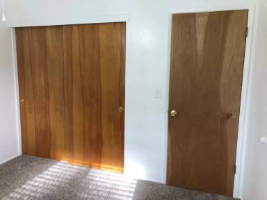 Main picture of 20 Betsey Way