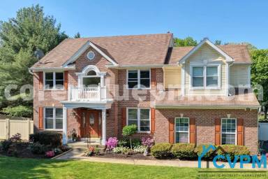 Main picture of 13017 Weiss Dr