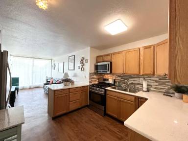 Main picture of Park Plaza Condominiums