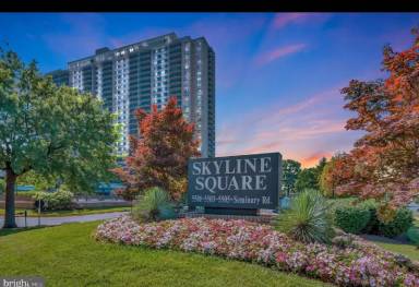 Main picture of Skyline Square Condominiums
