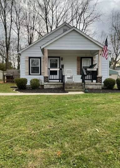 Main picture of 102 Highlawn Ave