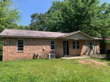 Main picture of 116 Gama Cir
