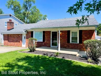 Main picture of 370 Eastview Dr