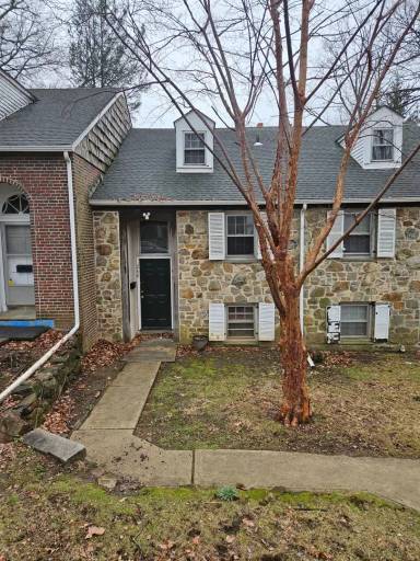 Main picture of 238 Uncas St