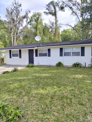 Main picture of 893 Westgate Dr