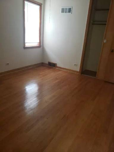 Main picture of 9100 Lamon Ave