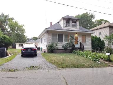 Main picture of 127 Irving Rd