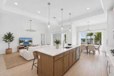 Main picture of 10358 Northbrook Cir