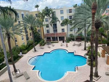 Main picture of 780 S Sapodilla Ave