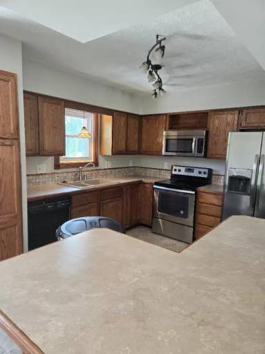 Main picture of 8194 E Allen Rd