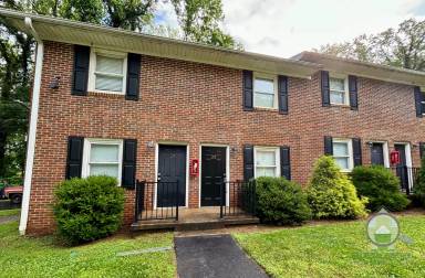 Main picture of 10 Stag St