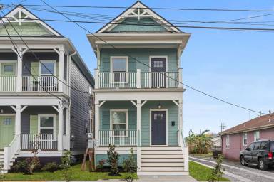 Main picture of 2028-30 St Anthony St