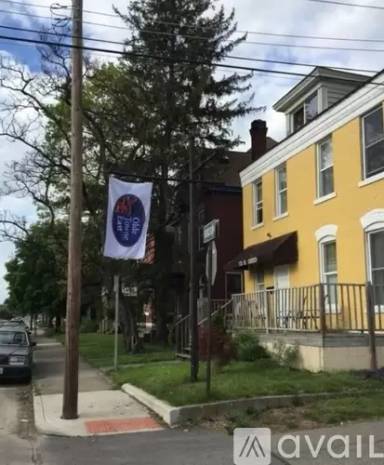 Main picture of 72 S Ohio Ave