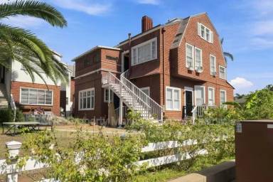 Main picture of 114 Kalmia St