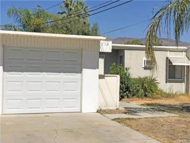 Main picture of 315 Santo Dr