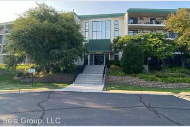 Main picture of 10411 Cedar Lake Rd