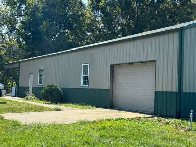 Main picture of 12200 Walnut St SW