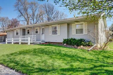 Main picture of 2515 Ridgewood Ave