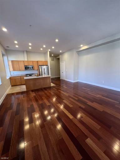 Main picture of 520 Harrison Ave