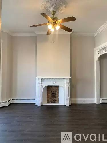 Main picture of 4 Irving St