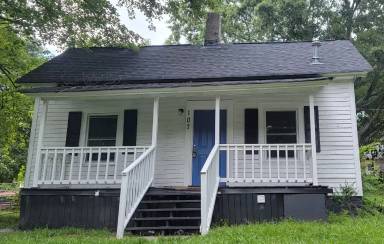 Main picture of 107 Grant St