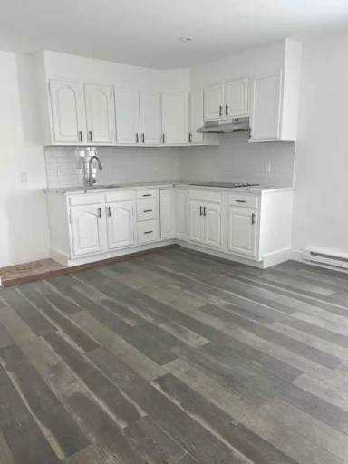 Main picture of 922 Jay St