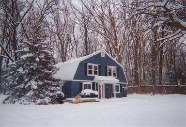 Main picture of 396 W Delhi Rd