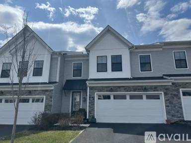 Main picture of 1104 Whipple Way