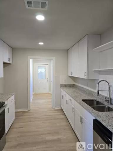 Main picture of 502 S Pearl St
