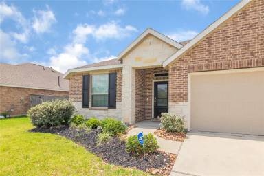 Main picture of 19108 Sonora Chase Dr