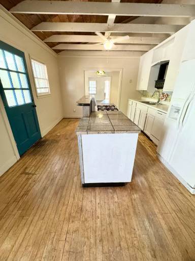 Main picture of 5706 William Holland Ave