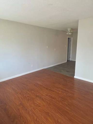 Main picture of 2020 Louise Ave