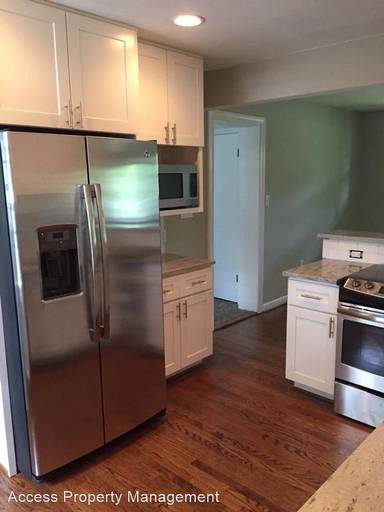 Main picture of 620 E Tennessee Ave