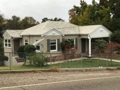 Main picture of 130 Gopher Flat Rd