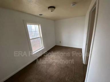 Main picture of 2349 Elyria Ave