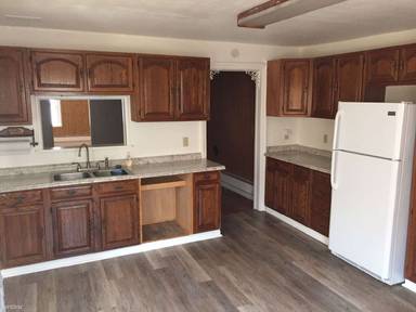 Main picture of 2720 Sarah St