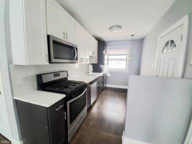 Main picture of 932 Judson Ave