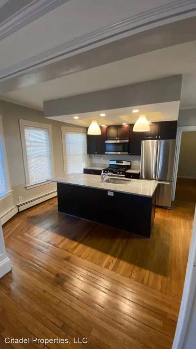 Main picture of 614 Smith St