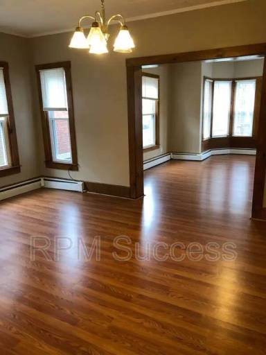 Main picture of 111 Hillman St