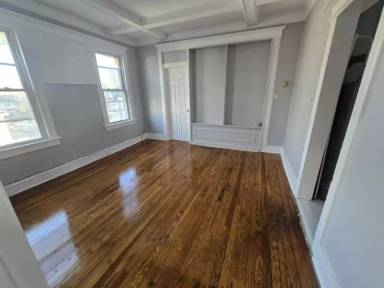 Main picture of 21 Vail St