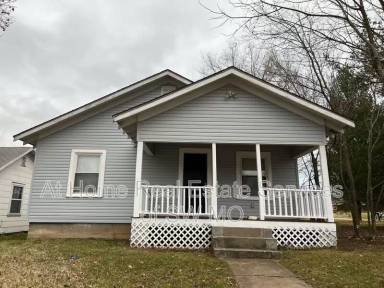 Main picture of 948 S Nettleton Ave