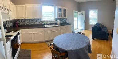 Main picture of 5400 SE 17th St