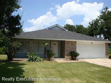 Main picture of 224 E Forest Ave