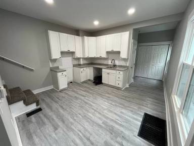 Main picture of 55 N Guilford Ave