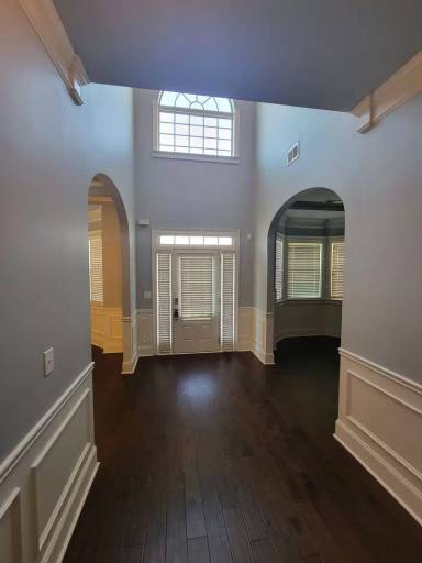 Main picture of 325 Bellhaven Dr