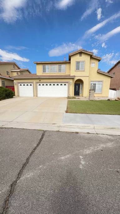 Main picture of 12592 Eaton Ln