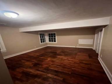 Main picture of 2410 Whitney Ave