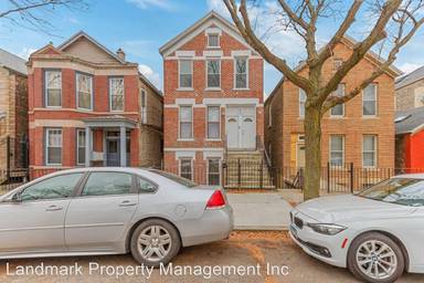 Main picture of 2120 W Cullerton St