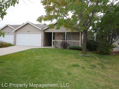 Main picture of 1562 10th St SW